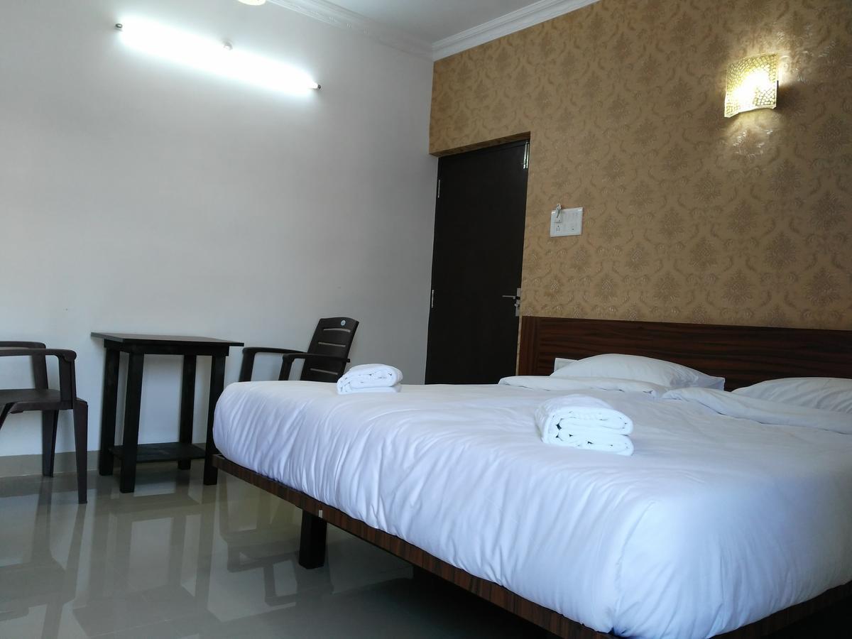 Iora Baga Beach Luaran gambar