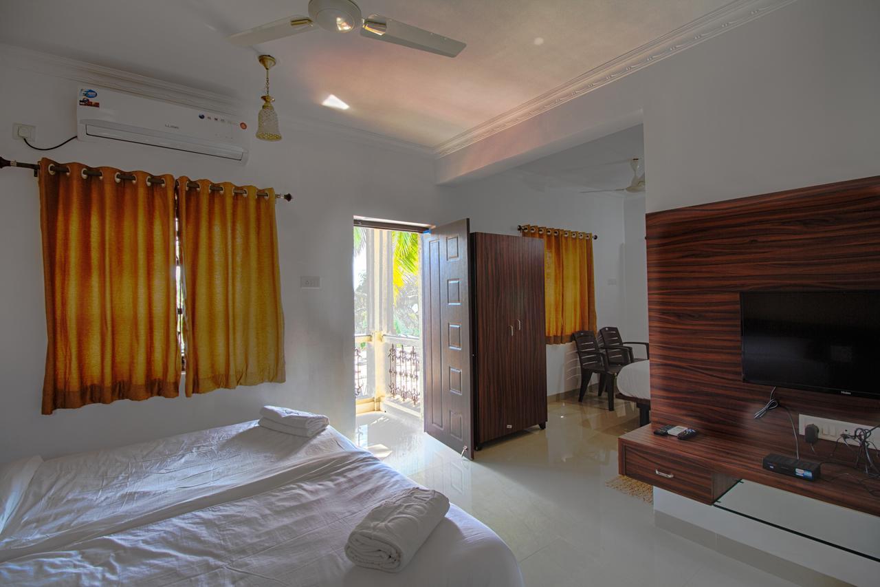 Iora Baga Beach Luaran gambar
